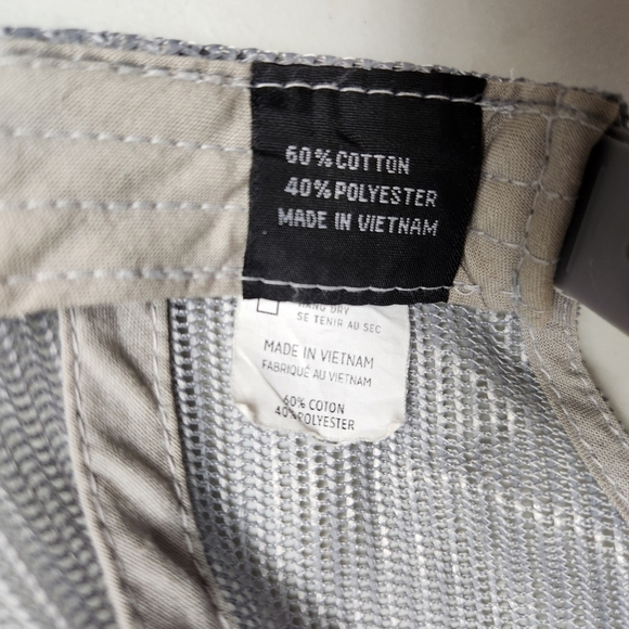 Travis Mathew Mens Gray Twill Mesh Snapback Hat - Picture 9 of 11